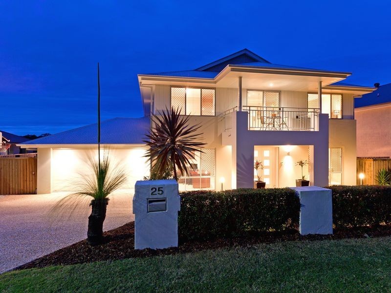 25 Whitby Place, Thornlands QLD 4164
