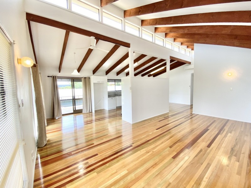 45 Torquay Road, Redland Bay QLD 4165