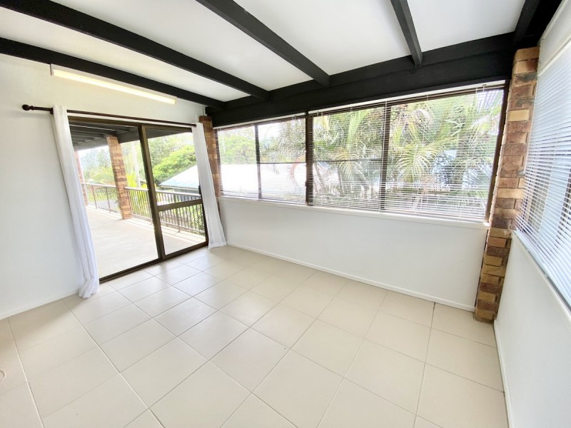 45 Torquay Road, Redland Bay QLD 4165