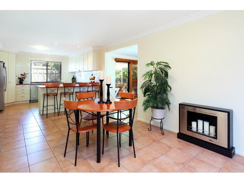 88 Barron Road, Birkdale QLD 4159