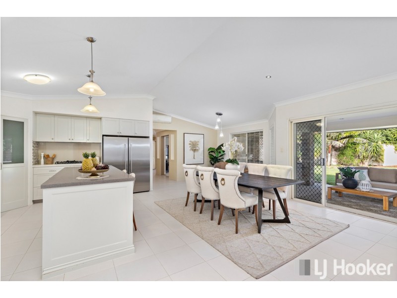 16 Sailfish Court, Birkdale QLD 4159