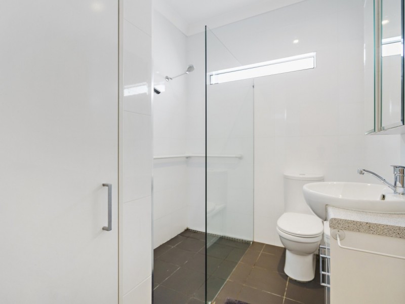 44 Mar Street, Holland Park QLD 4121