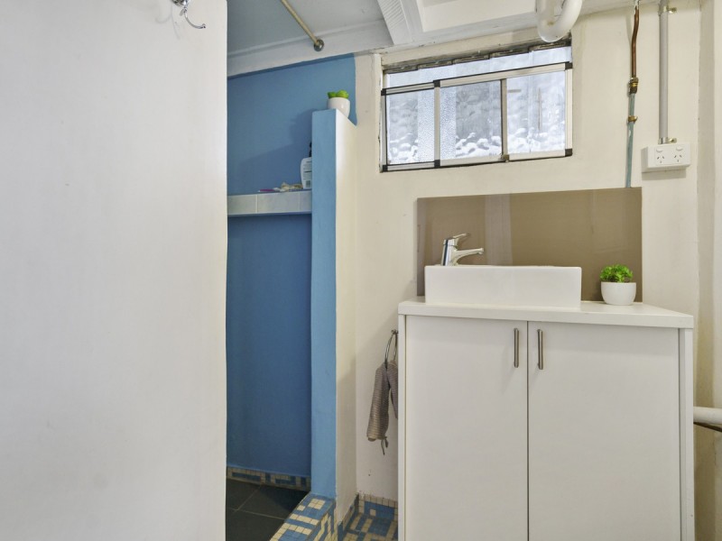 44 Mar Street, Holland Park QLD 4121