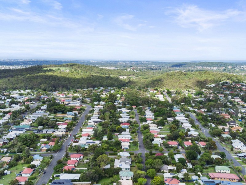 44 Mar Street, Holland Park QLD 4121