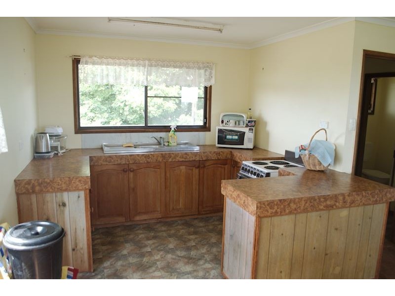 12 Highland Street, Russell Island QLD 4184