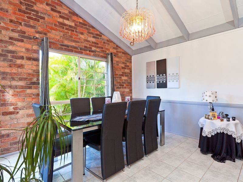 15 Catherine Street, Birkdale QLD 4159