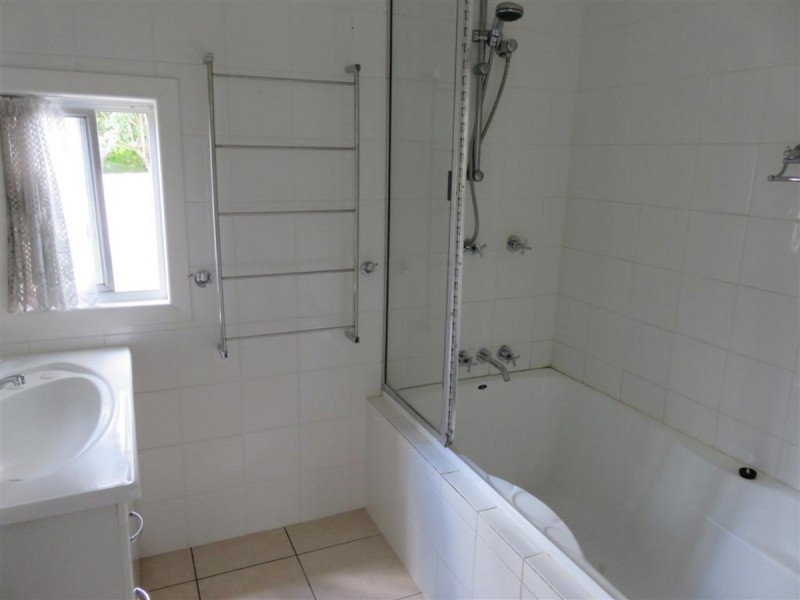 133 Mt Cotton Road, Capalaba QLD 4157