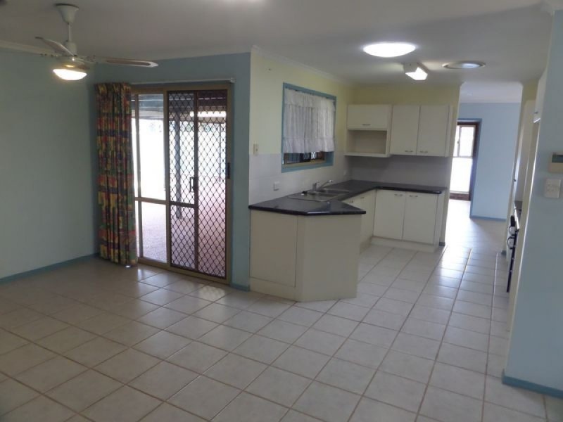 275 Bloomfield Street, Cleveland QLD 4163