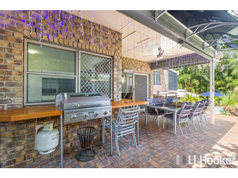 98 Sunshine Drive, Cleveland QLD 4163