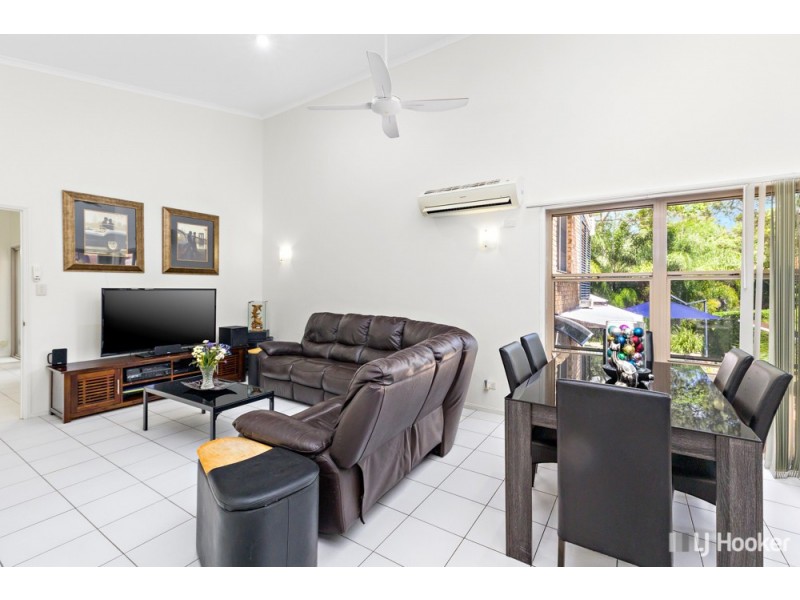 98 Sunshine Drive, Cleveland QLD 4163