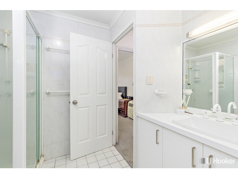 98 Sunshine Drive, Cleveland QLD 4163