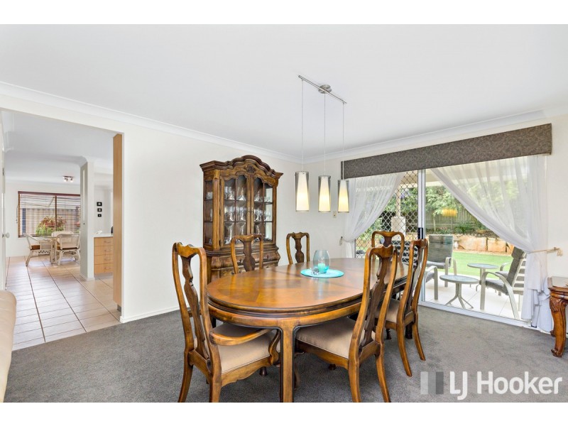 6 Plantation Place, Wellington Point QLD 4160