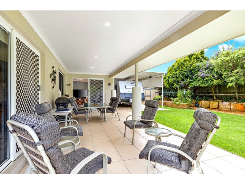 6 Plantation Place, Wellington Point QLD 4160