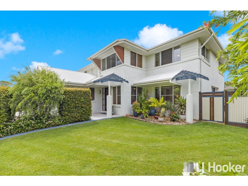 6 Plantation Place, Wellington Point QLD 4160