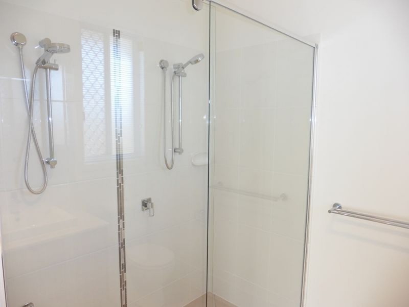 22 Vedson Street, Birkdale QLD 4159