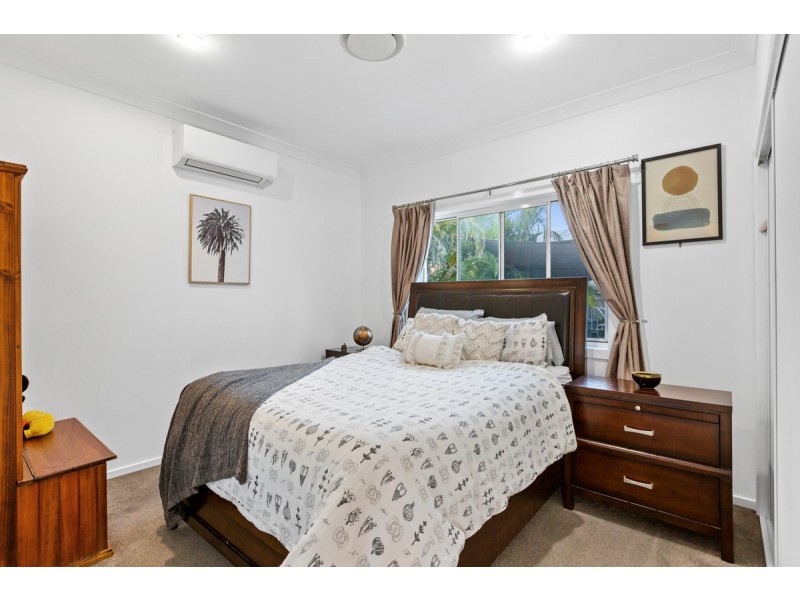 10 Seaspray Street, Thornlands QLD 4164