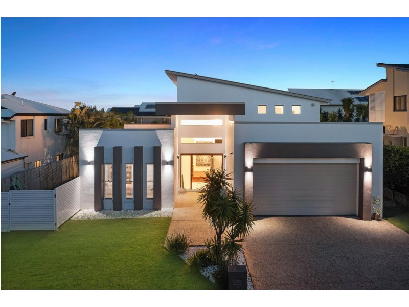 10 Seaspray Street, Thornlands QLD 4164