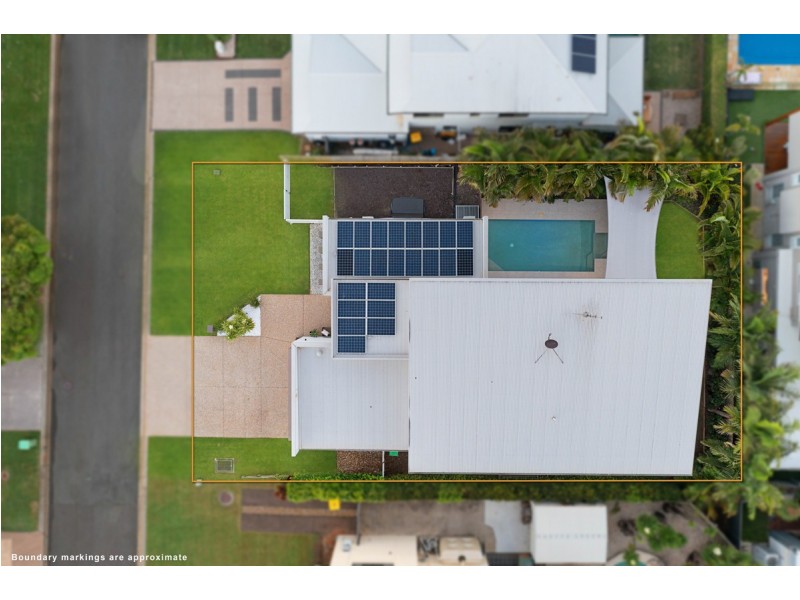 10 Seaspray Street, Thornlands QLD 4164