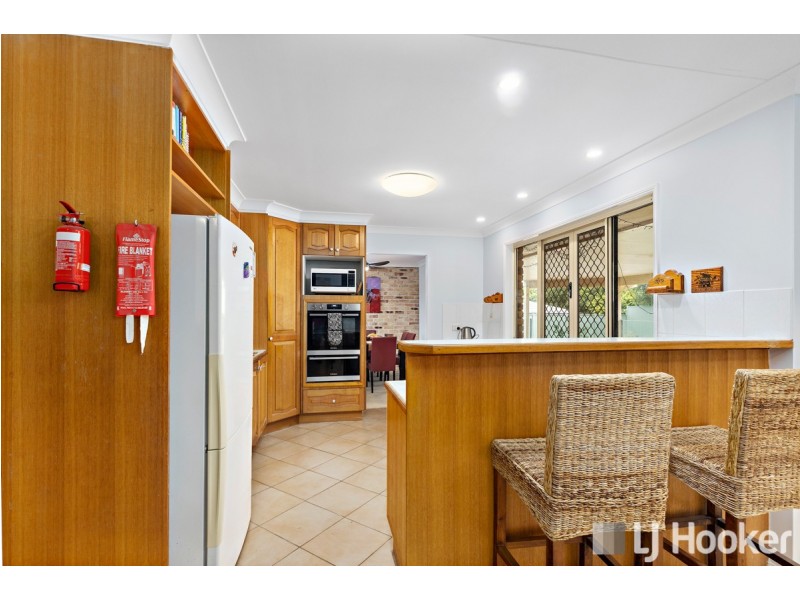 17 Champagne Crescent, Thornlands QLD 4164