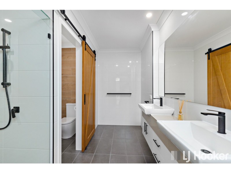 5 Village Drive, Mount Cotton QLD 4165