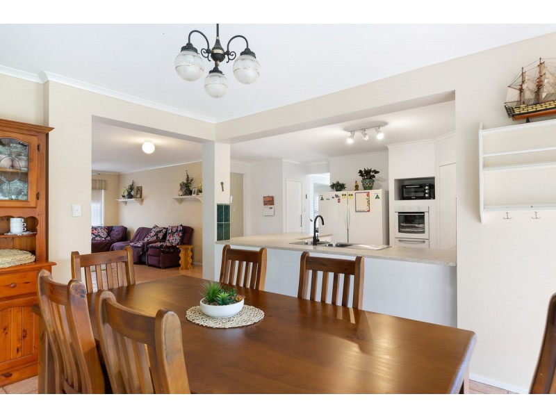 19 Melody Street, Victoria Point QLD 4165