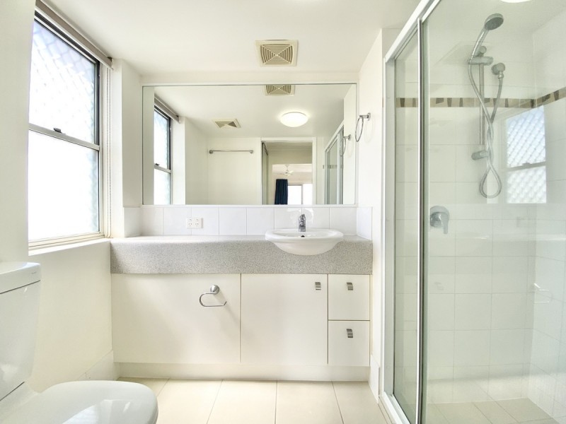 33/7-13 Shore Street East, Cleveland QLD 4163
