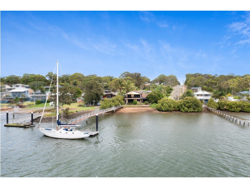 49 Wahine Drive, Russell Island QLD 4184