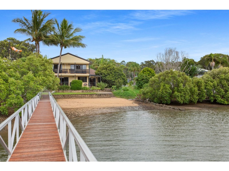 49 Wahine Drive, Russell Island QLD 4184