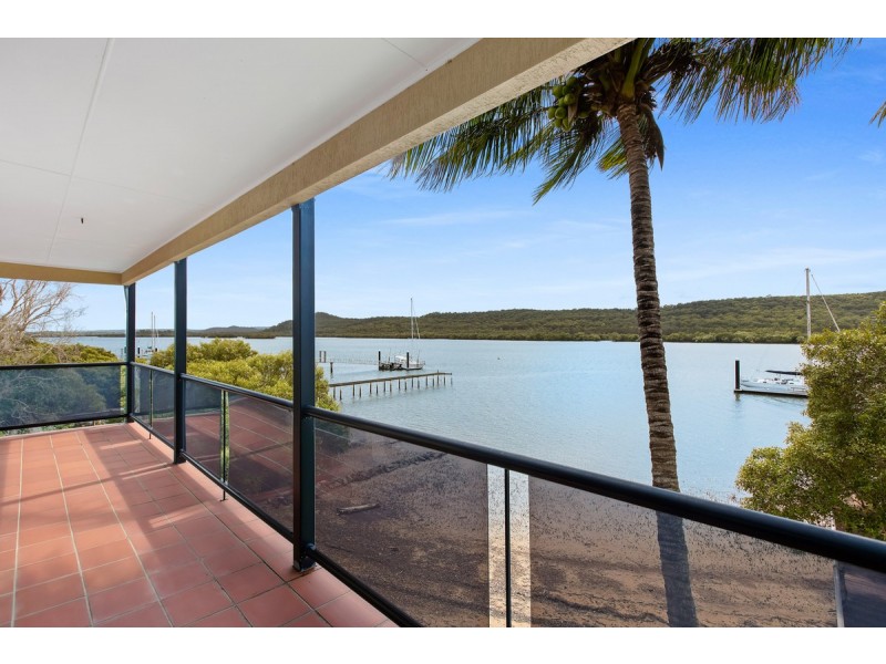 49 Wahine Drive, Russell Island QLD 4184