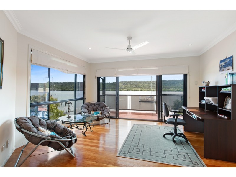 49 Wahine Drive, Russell Island QLD 4184