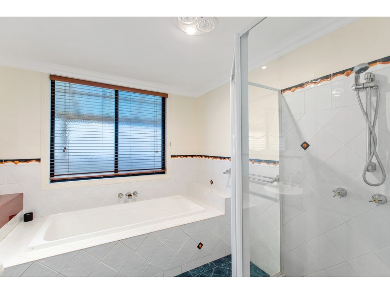 49 Wahine Drive, Russell Island QLD 4184