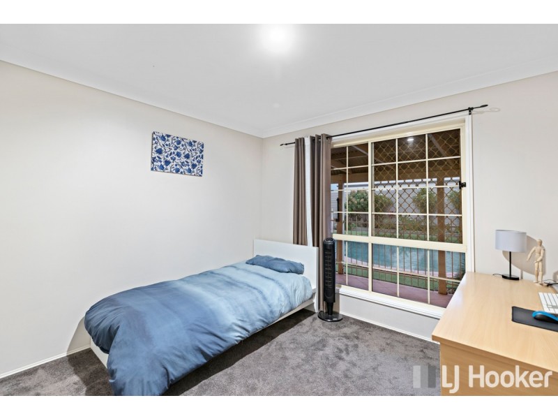 13 Newlands Street, Redland Bay QLD 4165