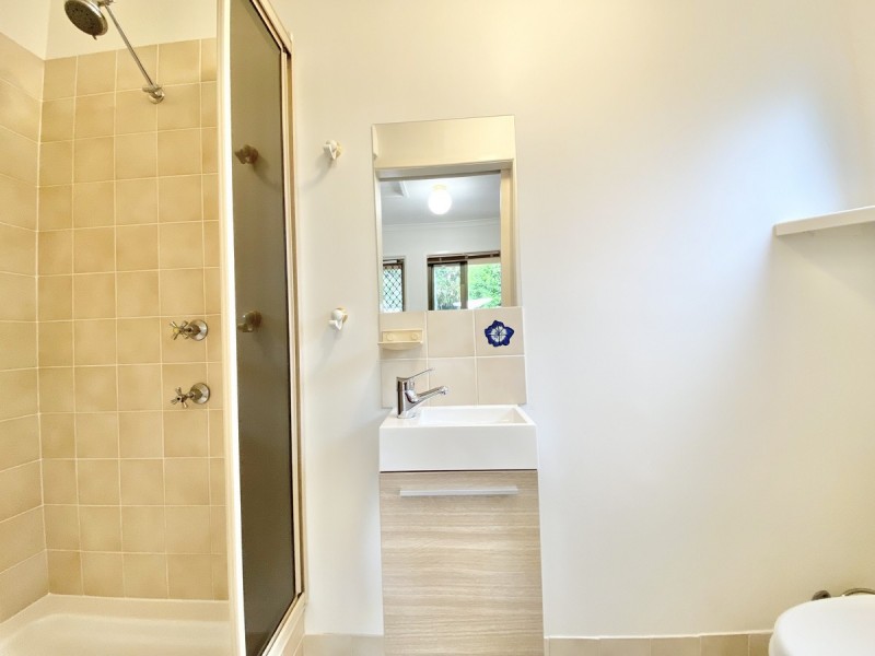 4 Hansen Court, Ormiston QLD 4160