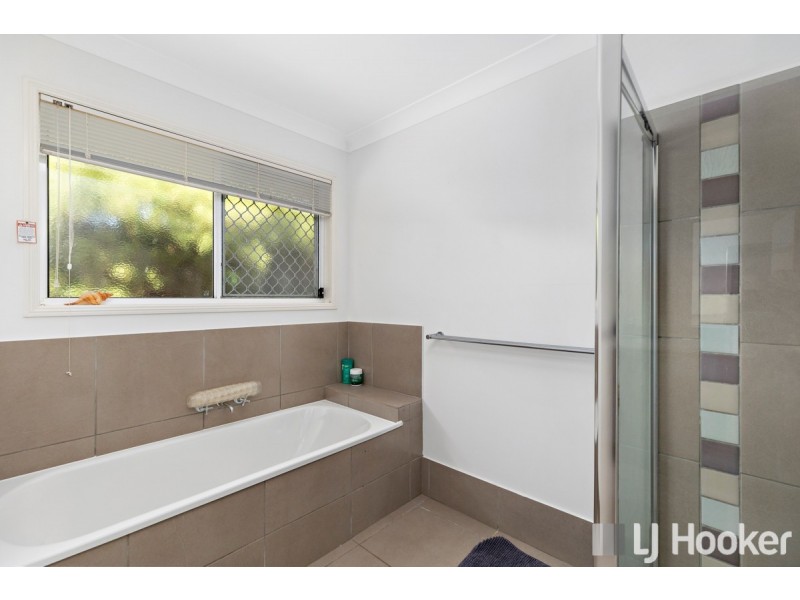 70 Starkey Street, Wellington Point QLD 4160