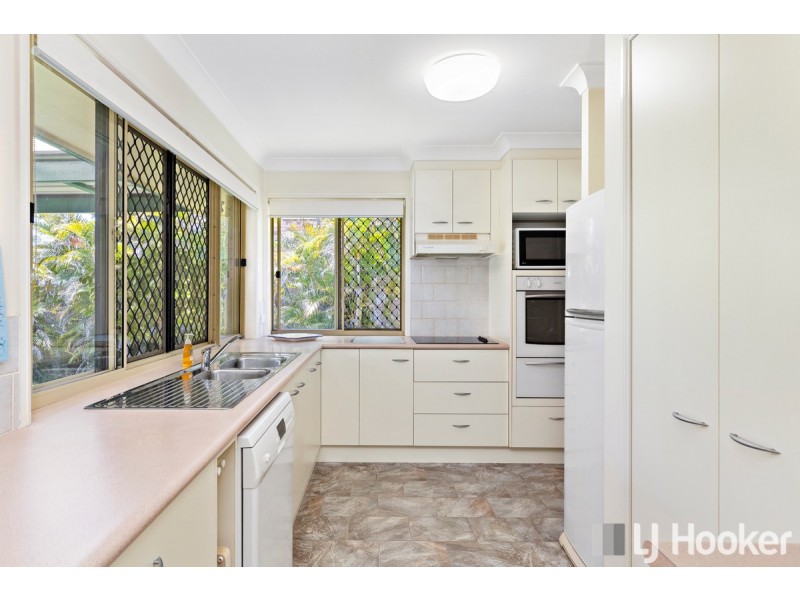 8 Lynch Crescent, Birkdale QLD 4159