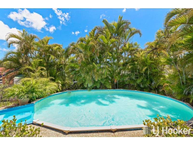 8 Lynch Crescent, Birkdale QLD 4159