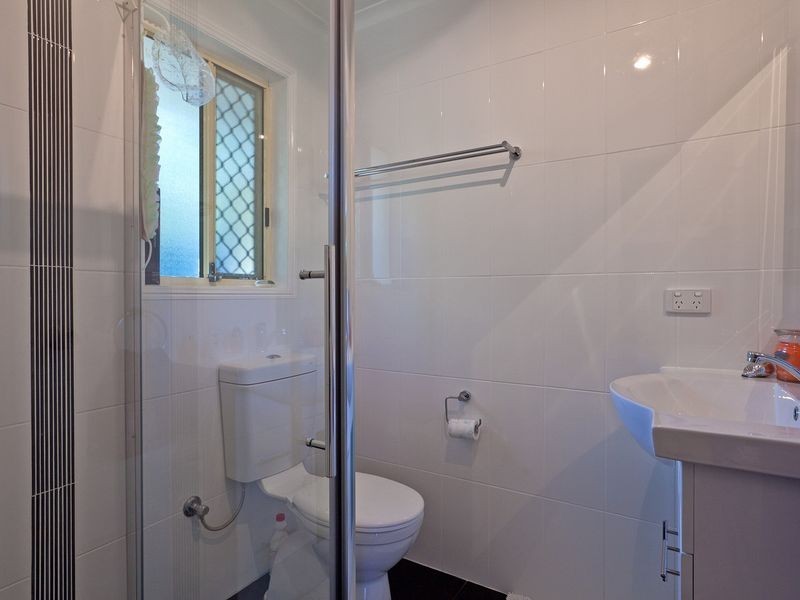 9a Oak Street, Ormiston QLD 4160