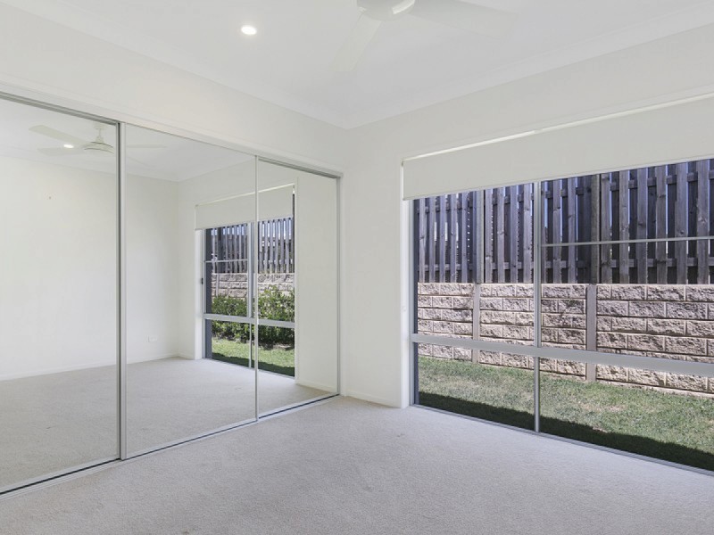 1 Mapleton Crescent, Capalaba QLD 4157
