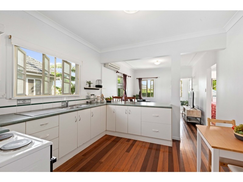 19 MacKenzie Street, Manly West QLD 4179