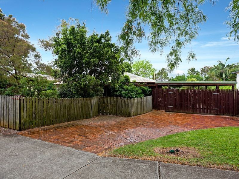 15 Charles Street, Birkdale QLD 4159