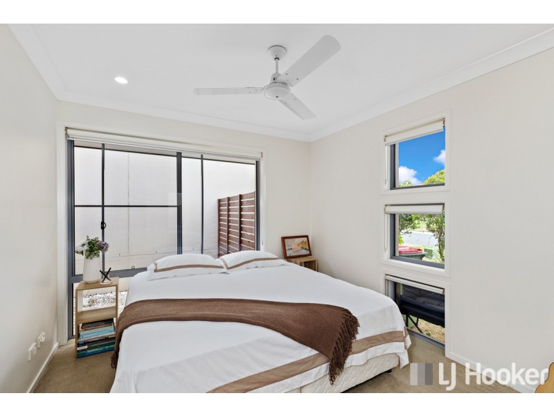 5 Rowe Crescent, Thornlands QLD 4164