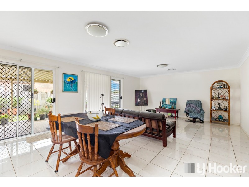76 Ebony Crescent, Redland Bay QLD 4165