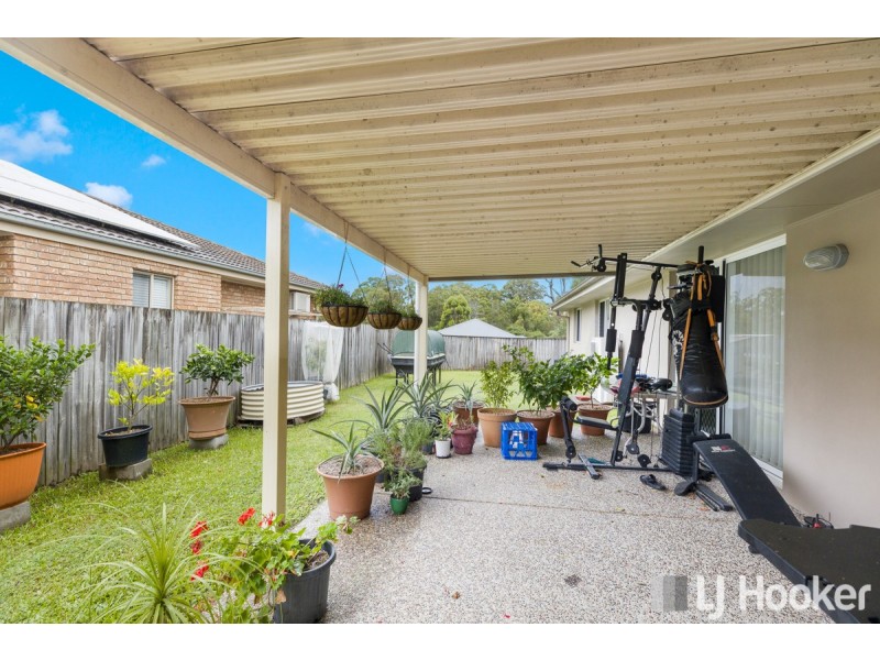 76 Ebony Crescent, Redland Bay QLD 4165