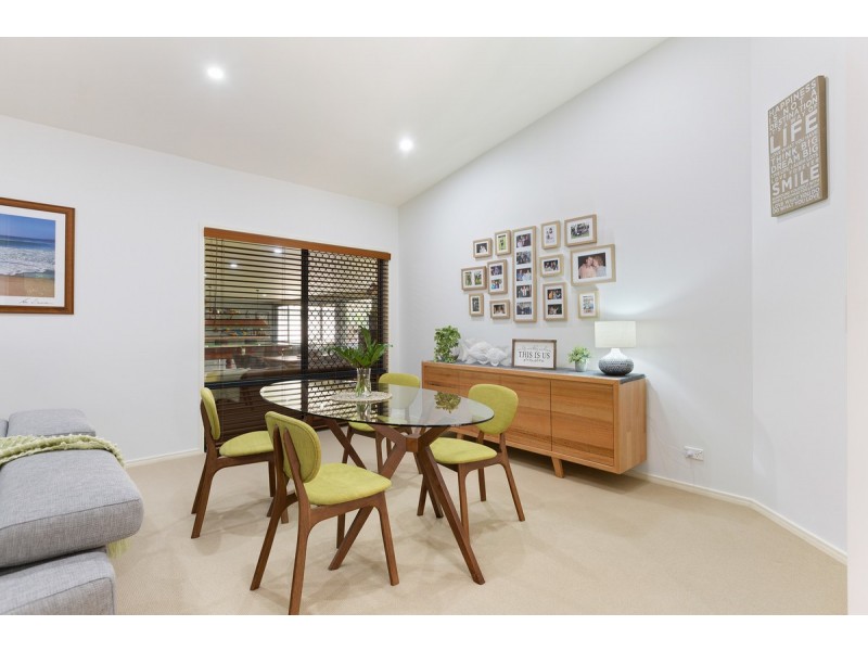 7 Viola Drive, Redland Bay QLD 4165