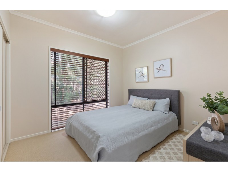 7 Viola Drive, Redland Bay QLD 4165