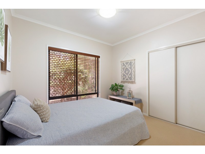 7 Viola Drive, Redland Bay QLD 4165