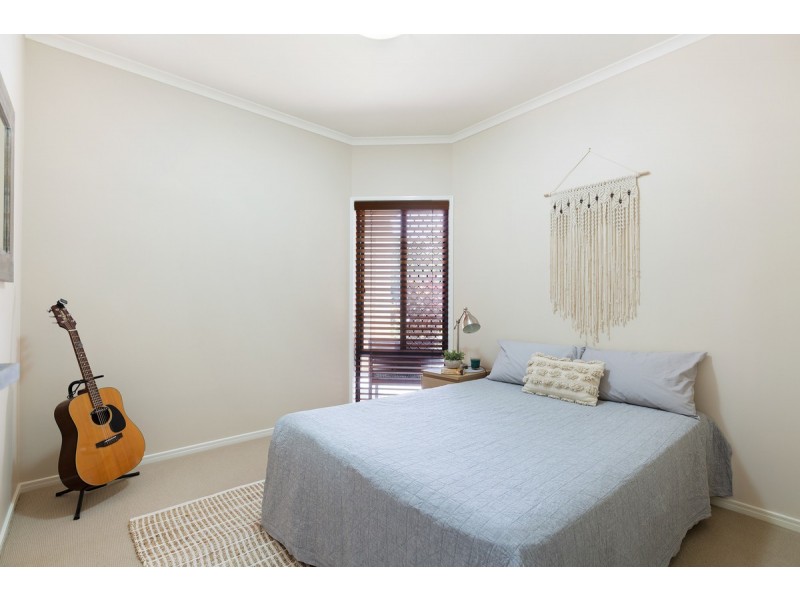 7 Viola Drive, Redland Bay QLD 4165