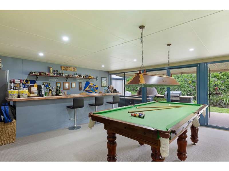 7 Viola Drive, Redland Bay QLD 4165