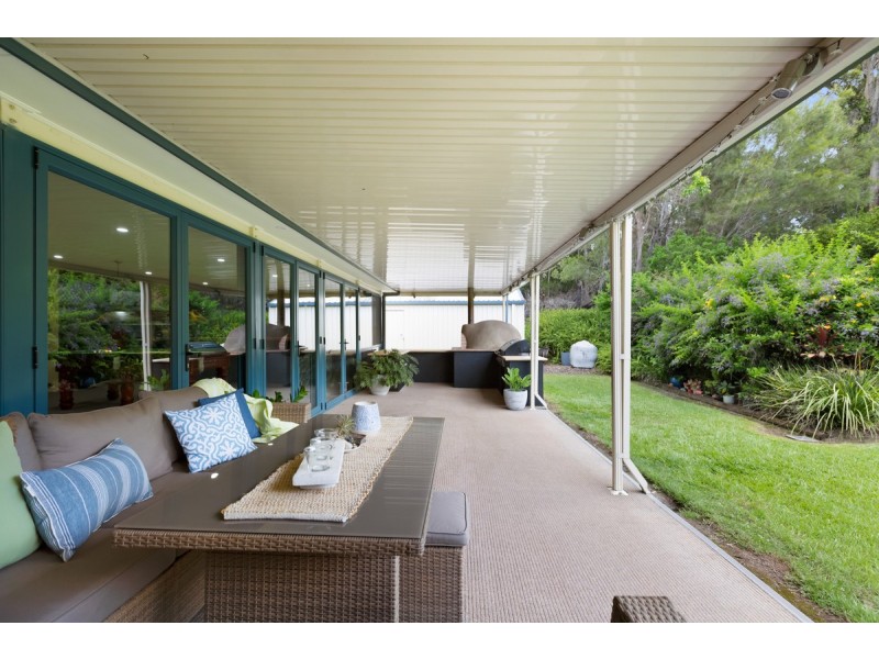 7 Viola Drive, Redland Bay QLD 4165