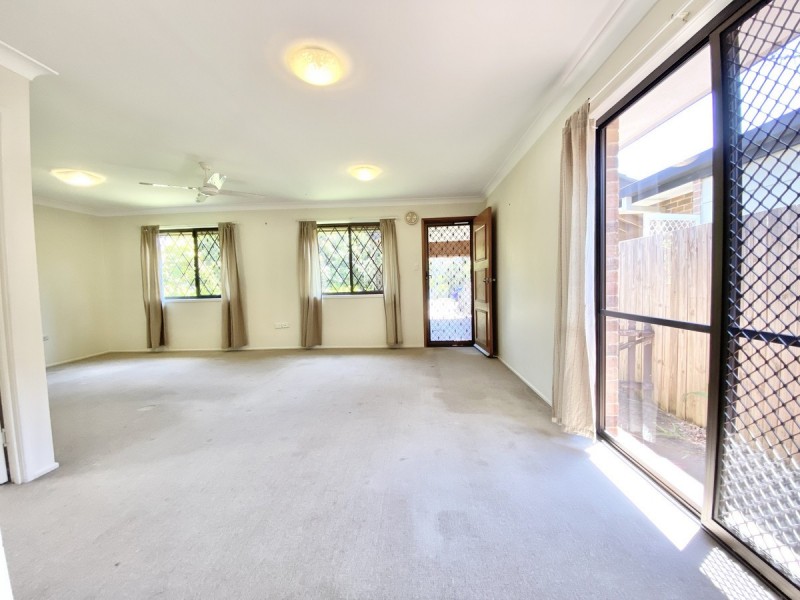 27 Myra Street, Birkdale QLD 4159